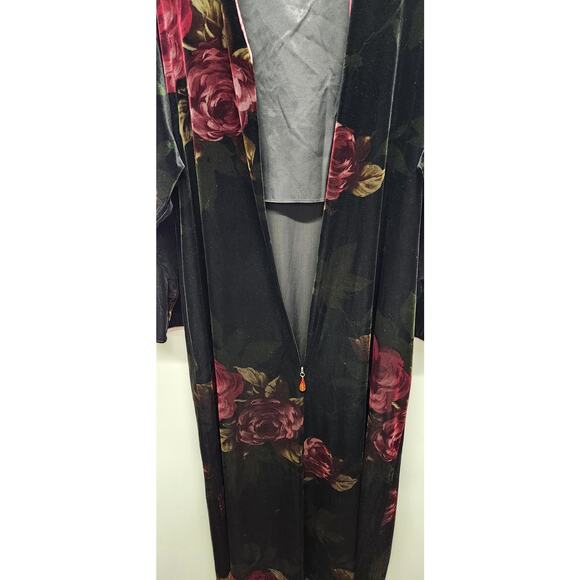 Vintage Oscar De La Rente Black Floral Velvet Long Night Gown/Dress, Size Large - Picture 7 of 11